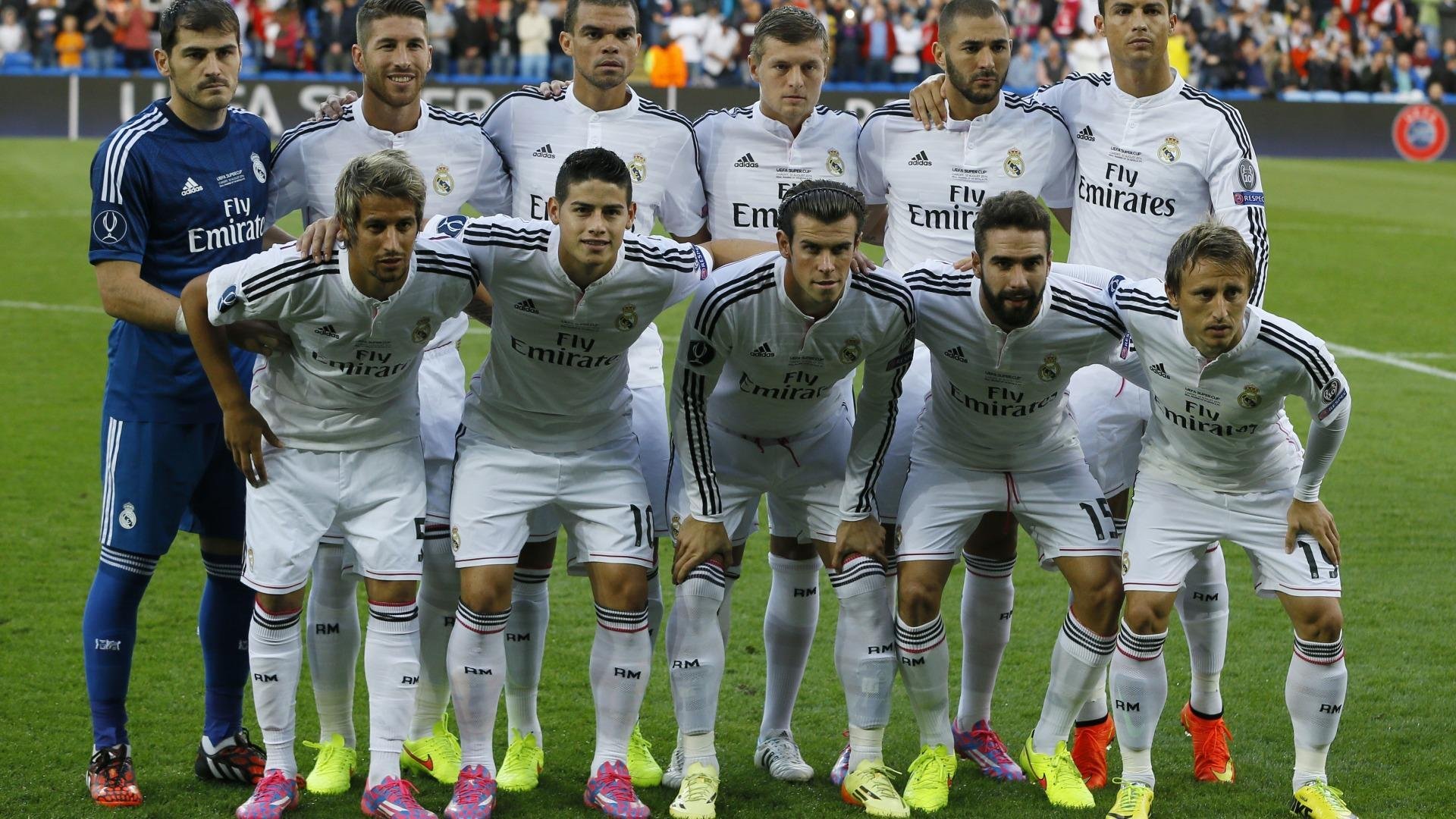 开云体育官方网站-双线告捷，绿茵场的团队乐章与球桌侧的个体统治